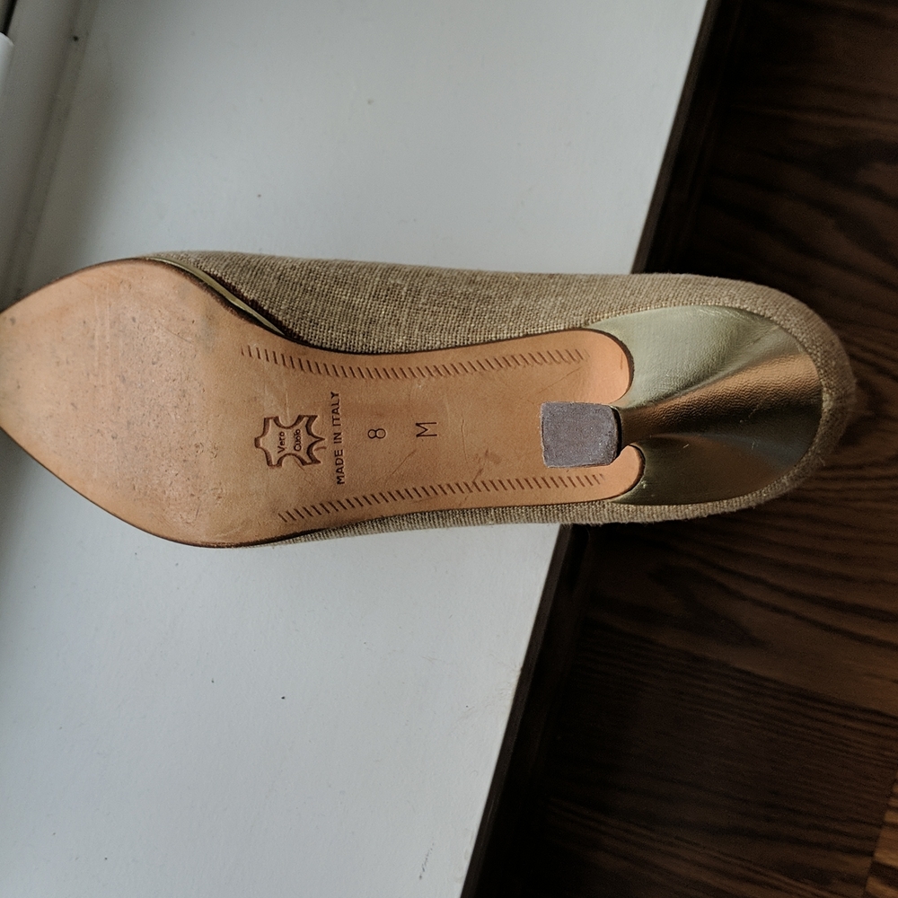 Larry Stuart pumps